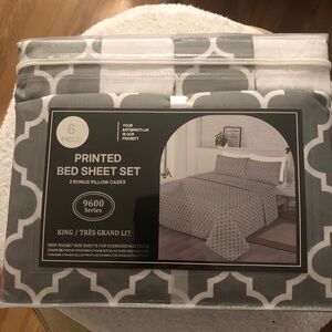 Printed Bed Sheet Set - Gray